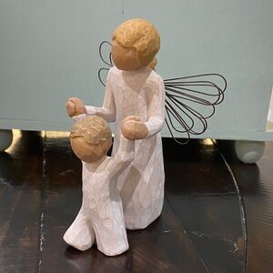 Willow Tree Angel and Child Sculpture
“Guardian Angel”